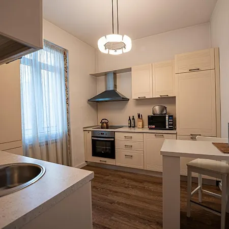 Cozy Two Room Apartment - Heart Of The City - Victoriei 2, Old Town Bucharest Exterior photo
